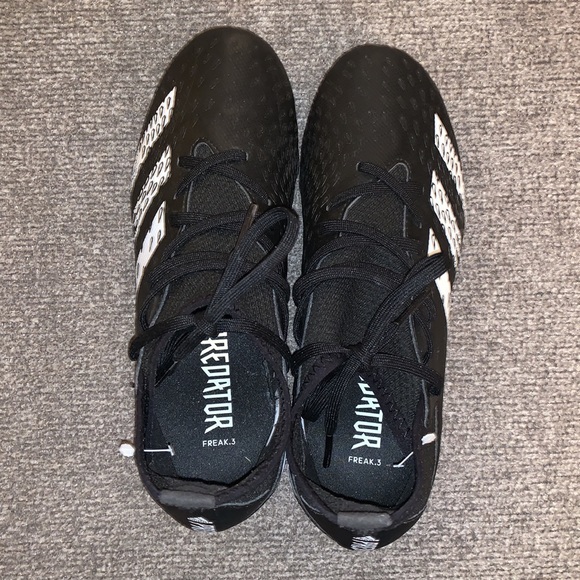 Adidas Predator Freak 3 Cleats - Picture 5 of 7